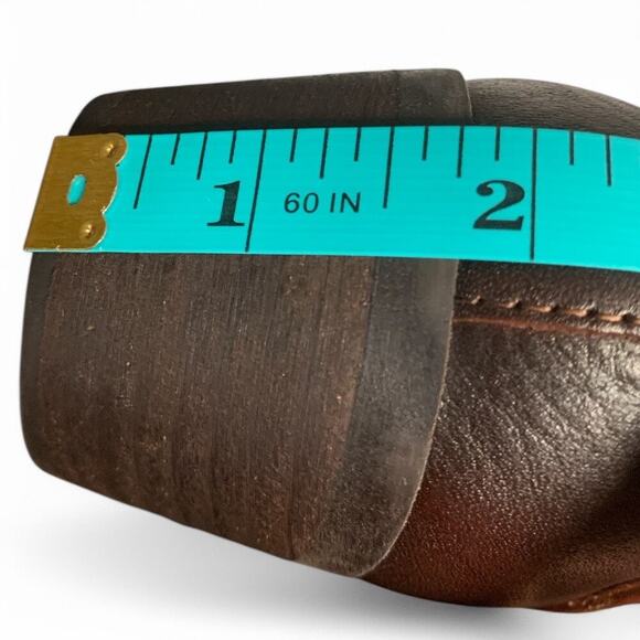 Vince Camuto Peamer Cognac Burnished Leather Ankle Boots Size 7 - Picture 9 of 9